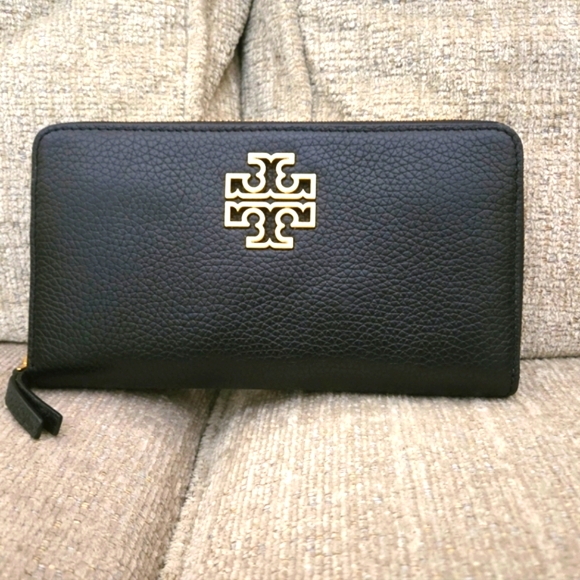 Tory Burch Britten Zip Continental Wallet - Picture 1 of 10